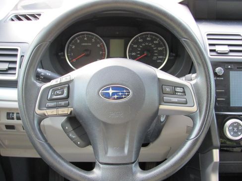 Used 2016 Subaru Forester 2.5i Premium AWD/4WD image 22