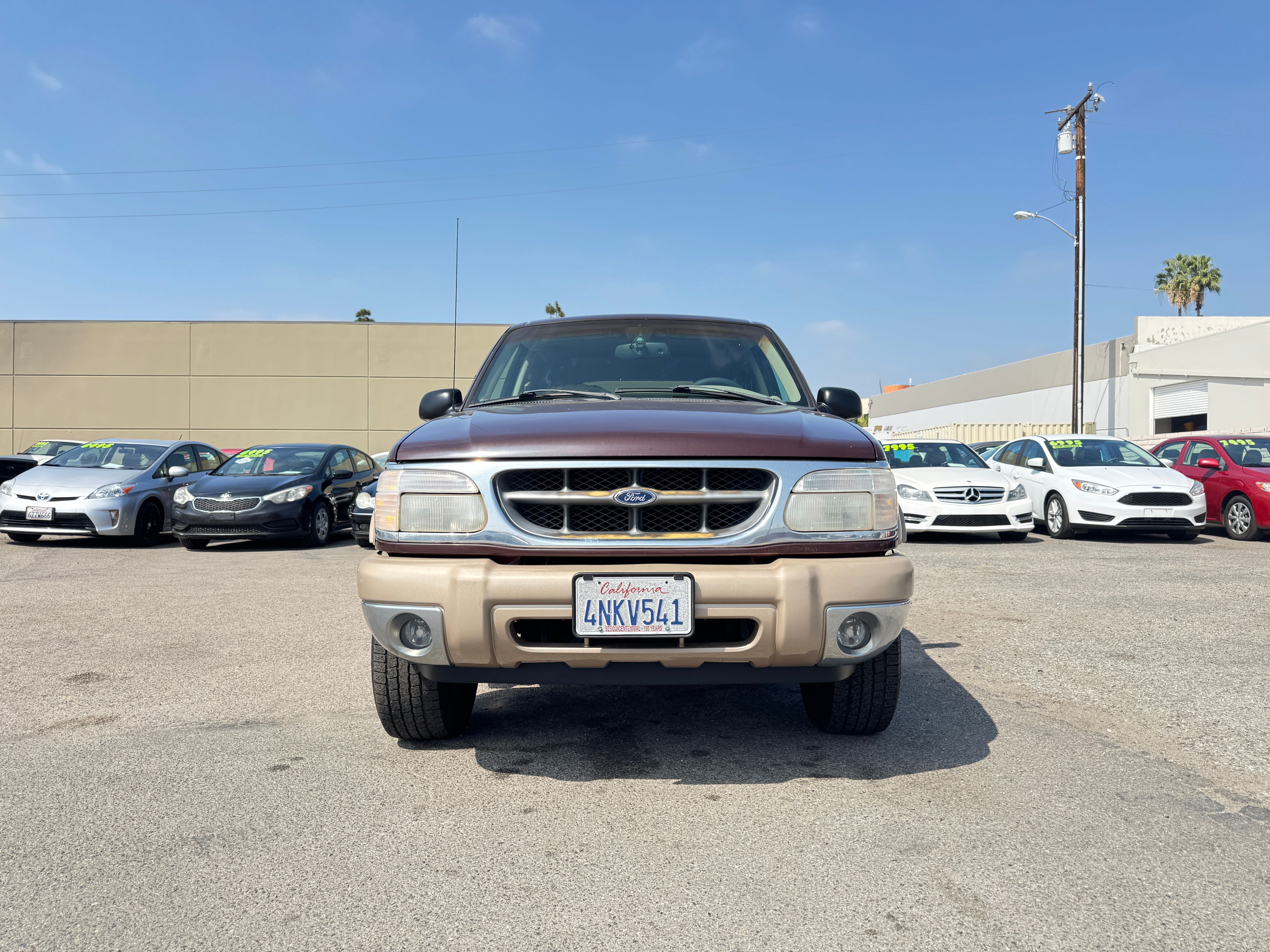 Used 2000 Ford Explorer 2WD Eddie Bauer image 13