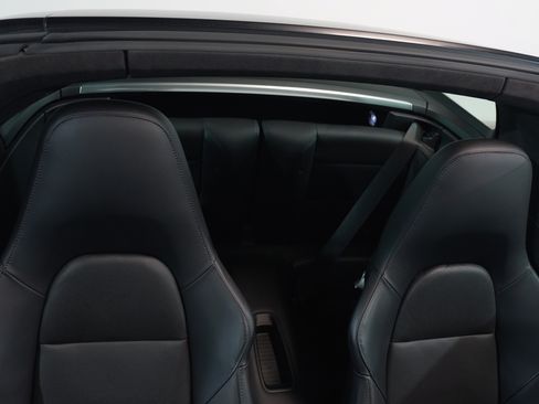 Used 2018 Porsche 911 Targa 4 GTS image 78