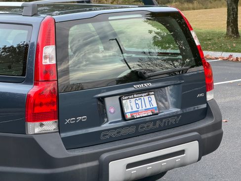 Used 2005 Volvo XC70 image 15