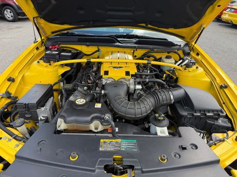 Used 2006 Ford Mustang GT Premium Convertible RWD image 21
