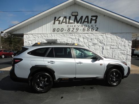 Used 2024 Subaru Outback Wilderness image 6