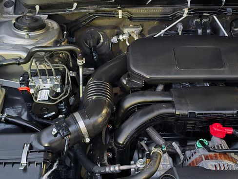 Used 2011 Subaru Outback 2.5i Limited image 31