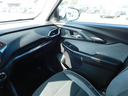 Used 2023 Chevrolet TrailBlazer LT image 23