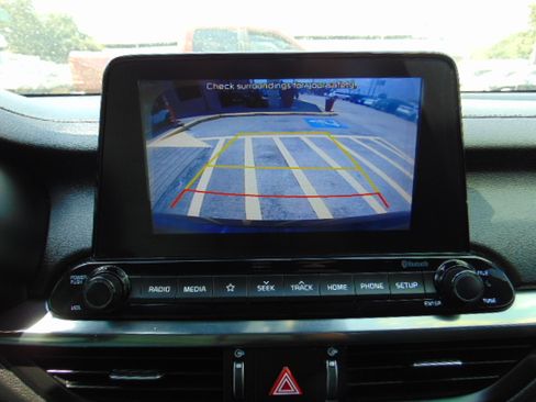 Used 2020 Kia Forte GT Line image 19