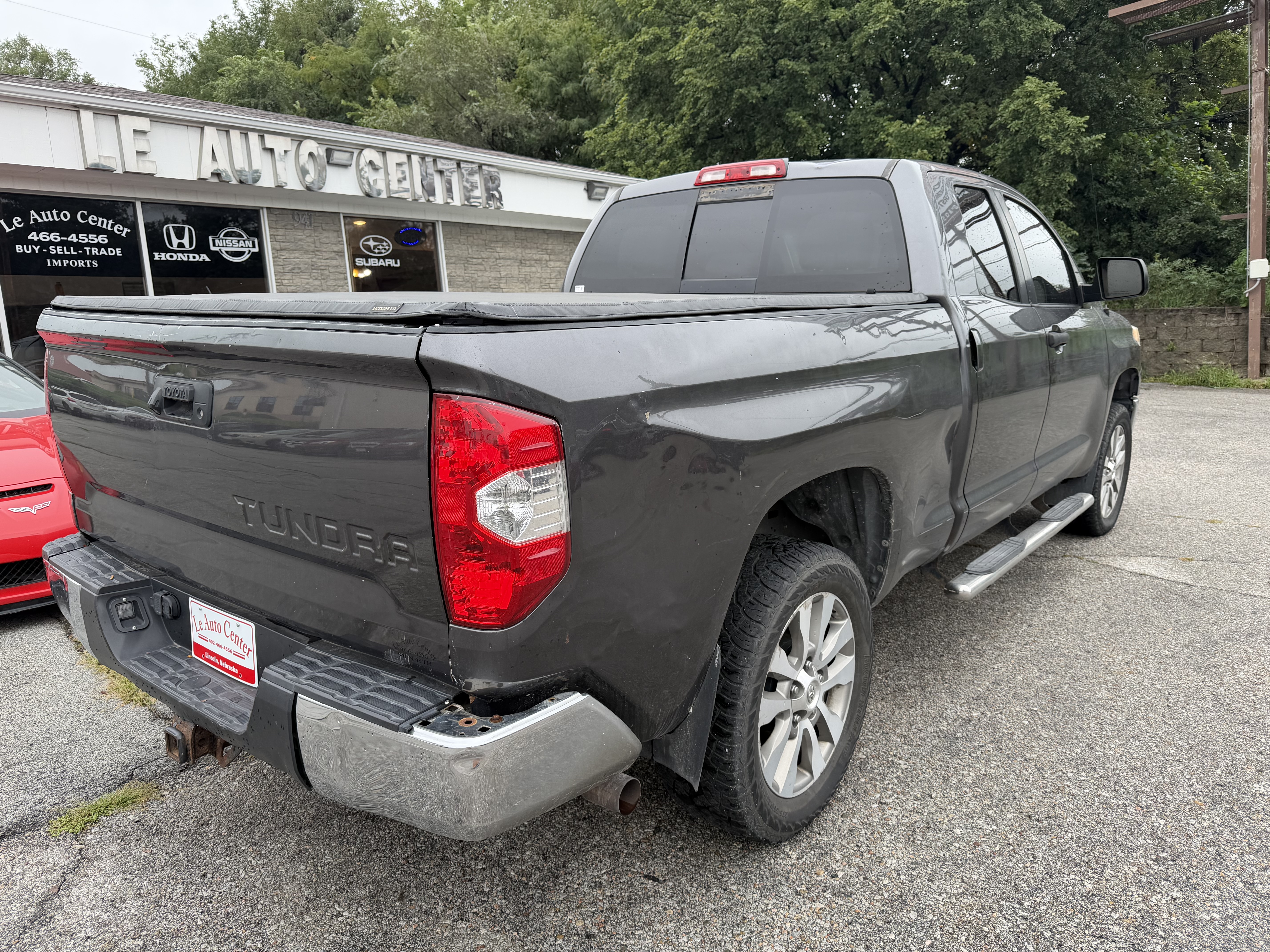Used 2014 Toyota Tundra 4x4 Double Cab SR5 image 4