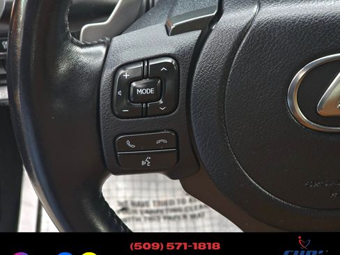 Used 2021 Lexus IS 300 image 15