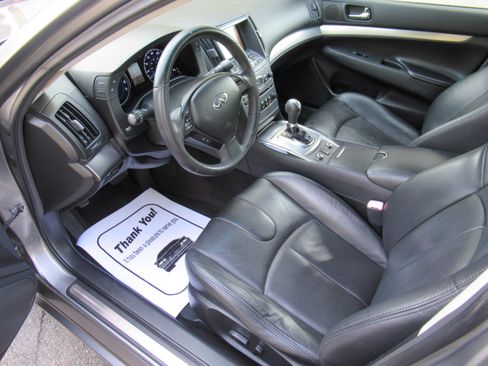 Used 2011 INFINITI G25 image 10