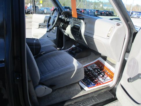 Used 1996 Ford Ranger XLT image 15
