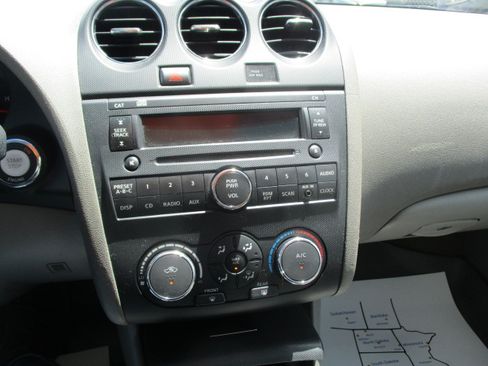 Used 2009 Nissan Altima S FWD image 36