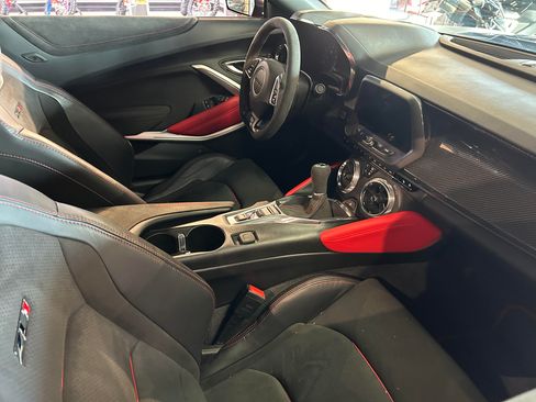 Used 2023 Chevrolet Camaro ZL1 image 18