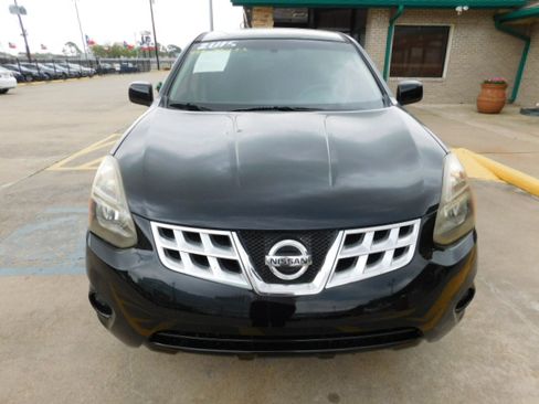 Used 2015 Nissan Rogue Select S image 3