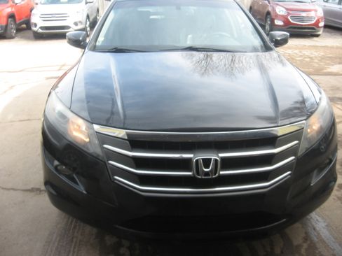 Used 2010 Honda Accord Crosstour EX image 2