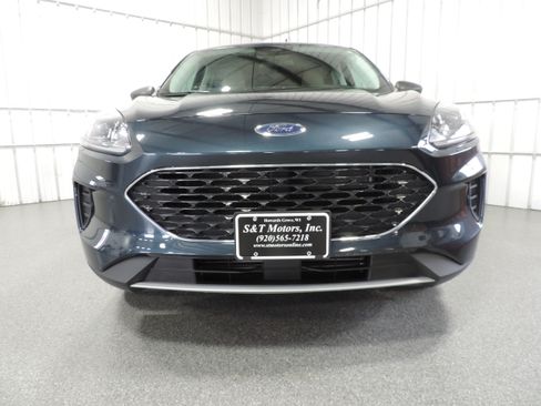 Used 2022 Ford Escape SE image 5