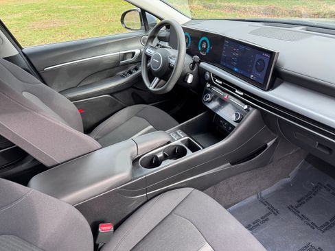 Used 2024 Hyundai Sonata SEL image 19