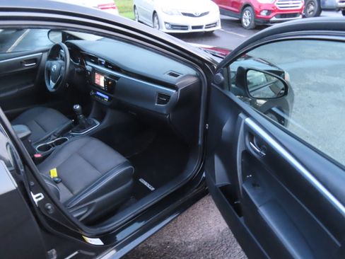Used 2016 Toyota Corolla S Plus Sedan 4D FWD image 26