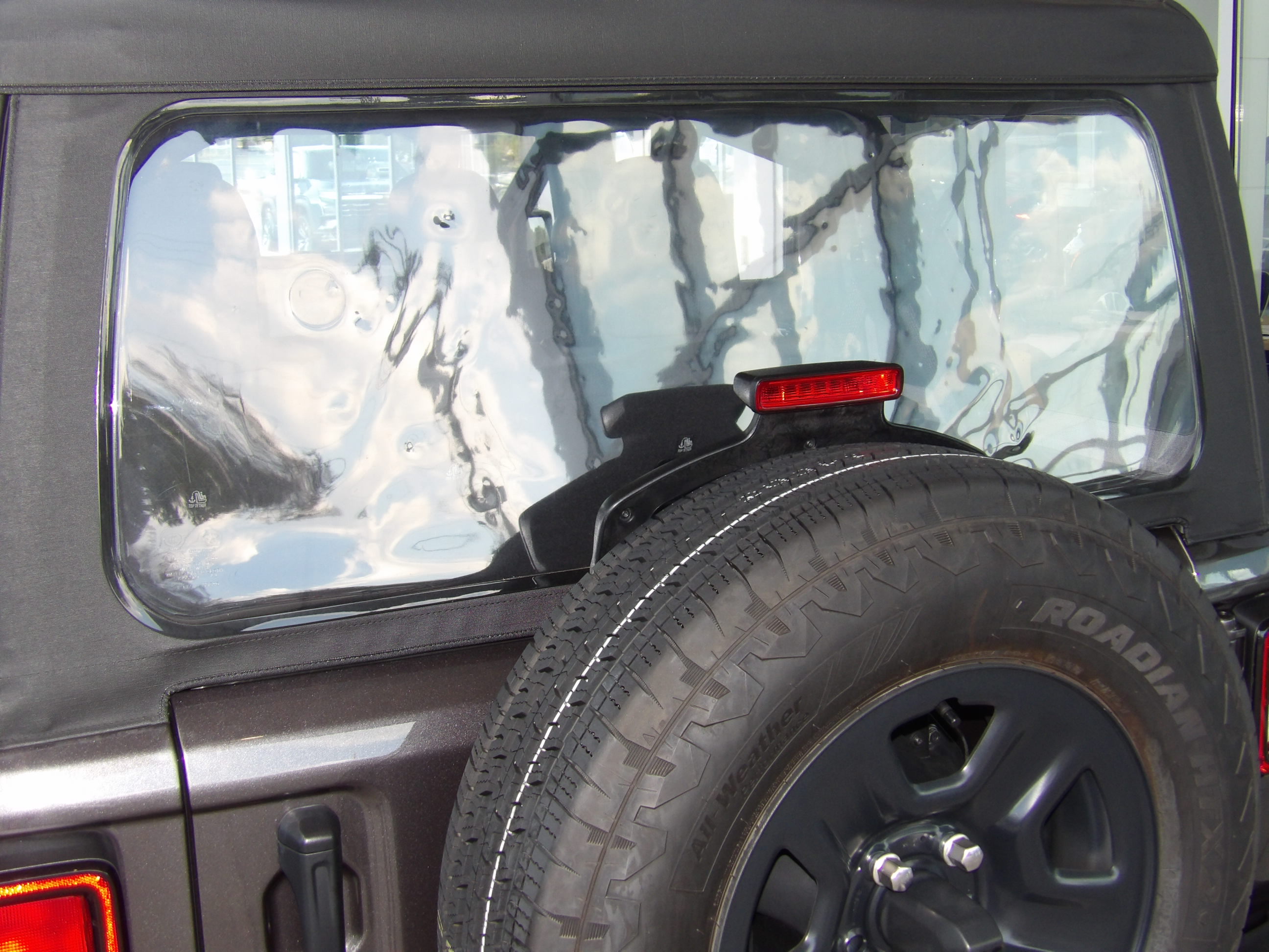 Used 2026 Jeep Wrangler 4WD Unlimited Sport image 16