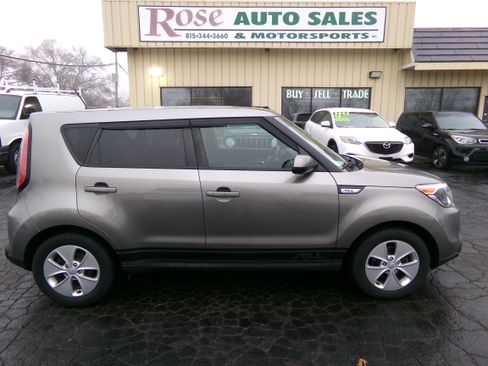 Used 2016 Kia Soul image 6