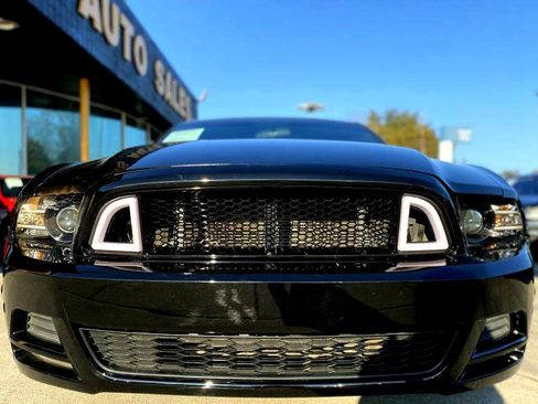 Used 2014 Ford Mustang Coupe image 5