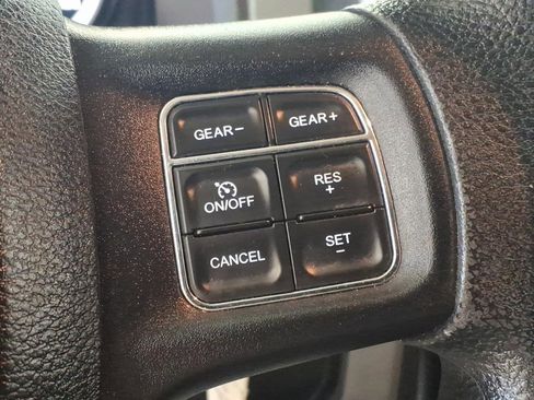 Used 2015 RAM 1500 Express AWD/4WD image 12