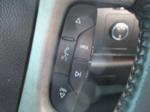 Used 2011 Chevrolet Silverado 2500 LT image 38