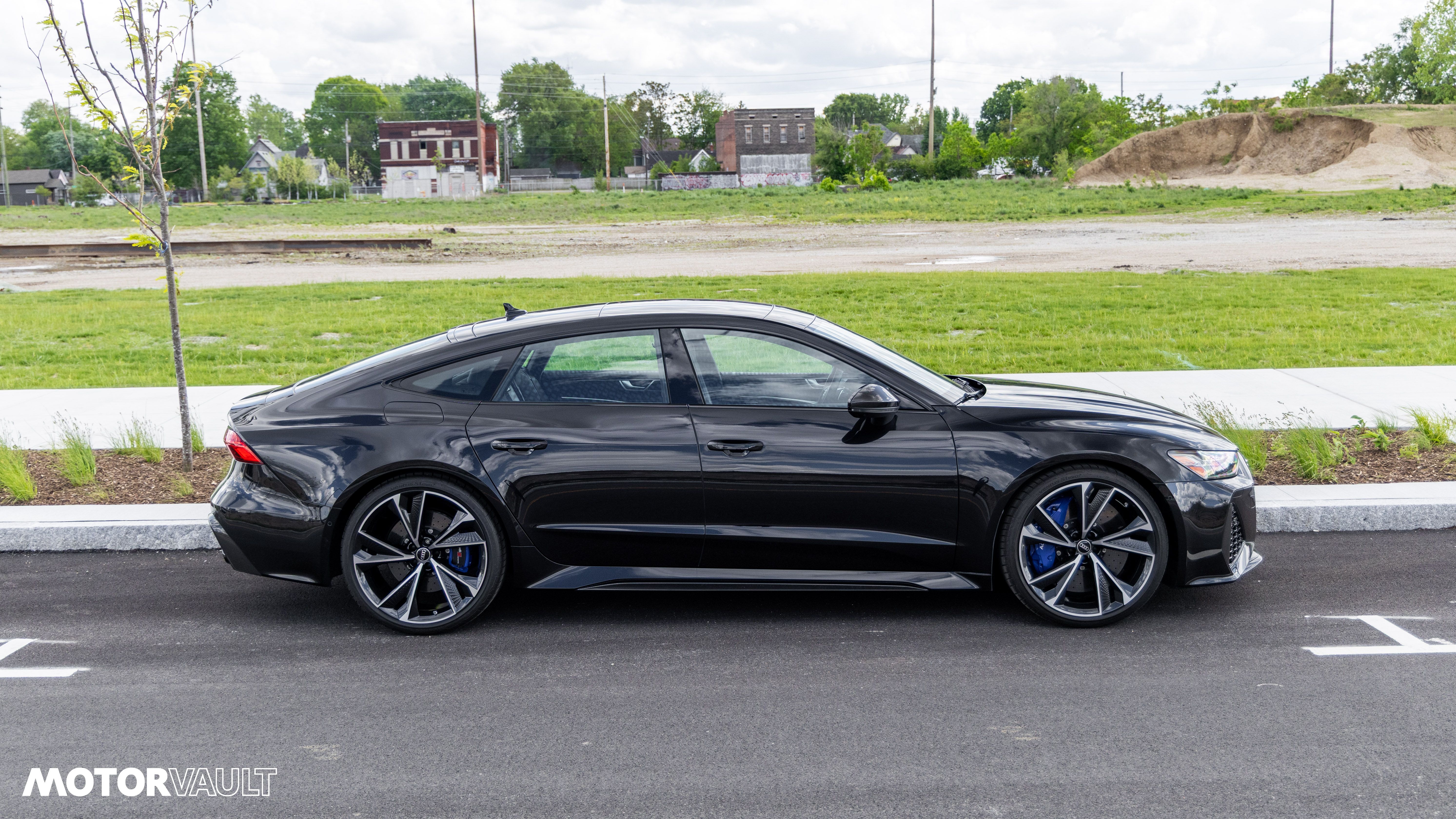 Used 2022 Audi RS 7 Sportback AWD/4WD image 18