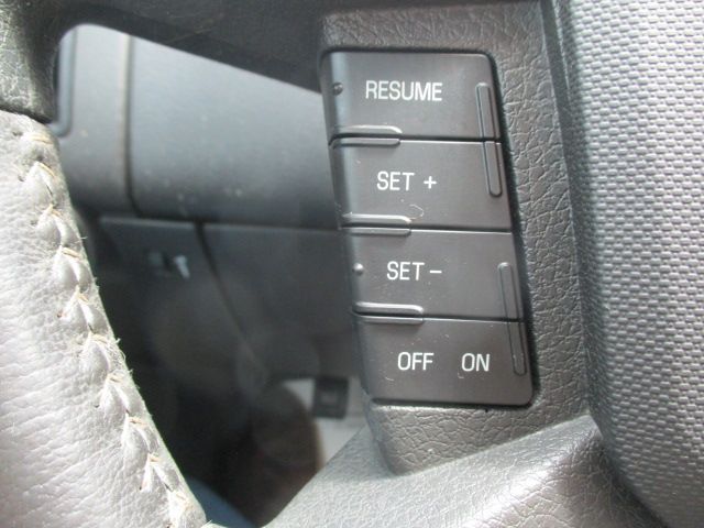 Used 2010 Ford Edge AWD Limited image 29