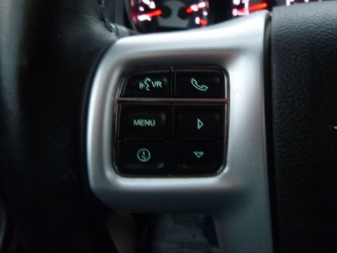 Used 2014 Chrysler 200 Limited image 17