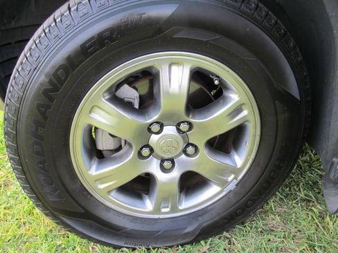 Used 2004 Toyota Highlander image 7