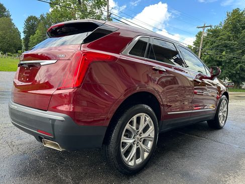 Used 2017 Cadillac XT5 Luxury image 4