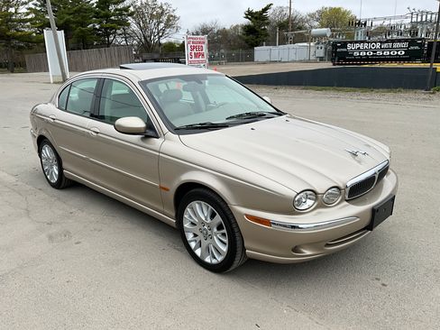 Used 2003 Jaguar X-TYPE 2.5 image 3