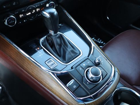 Used 2018 MAZDA CX-9 Signature image 34