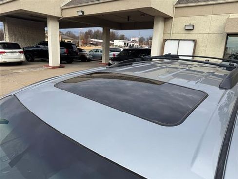 Used 2015 Toyota Sienna image 7