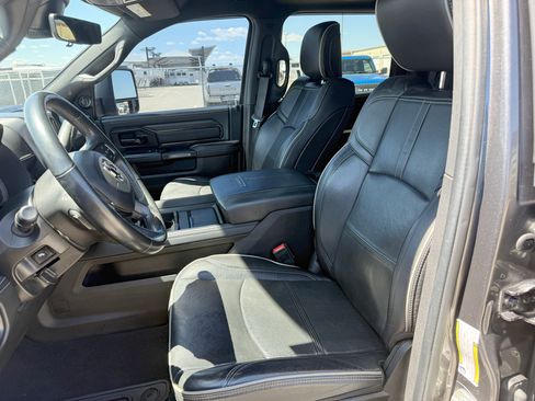 Used 2024 RAM 2500 4x4 Mega Cab Limited image 15