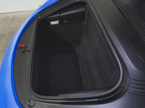 Used 2022 Porsche 718 Cayman S image 91