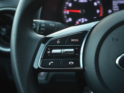 Used 2020 Kia Forte LXS image 13