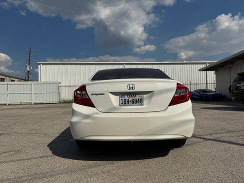 Used 2012 Honda Civic LX image 11