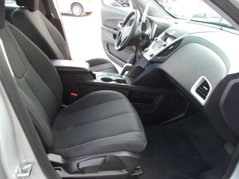 Used 2015 Chevrolet Equinox LS image 22