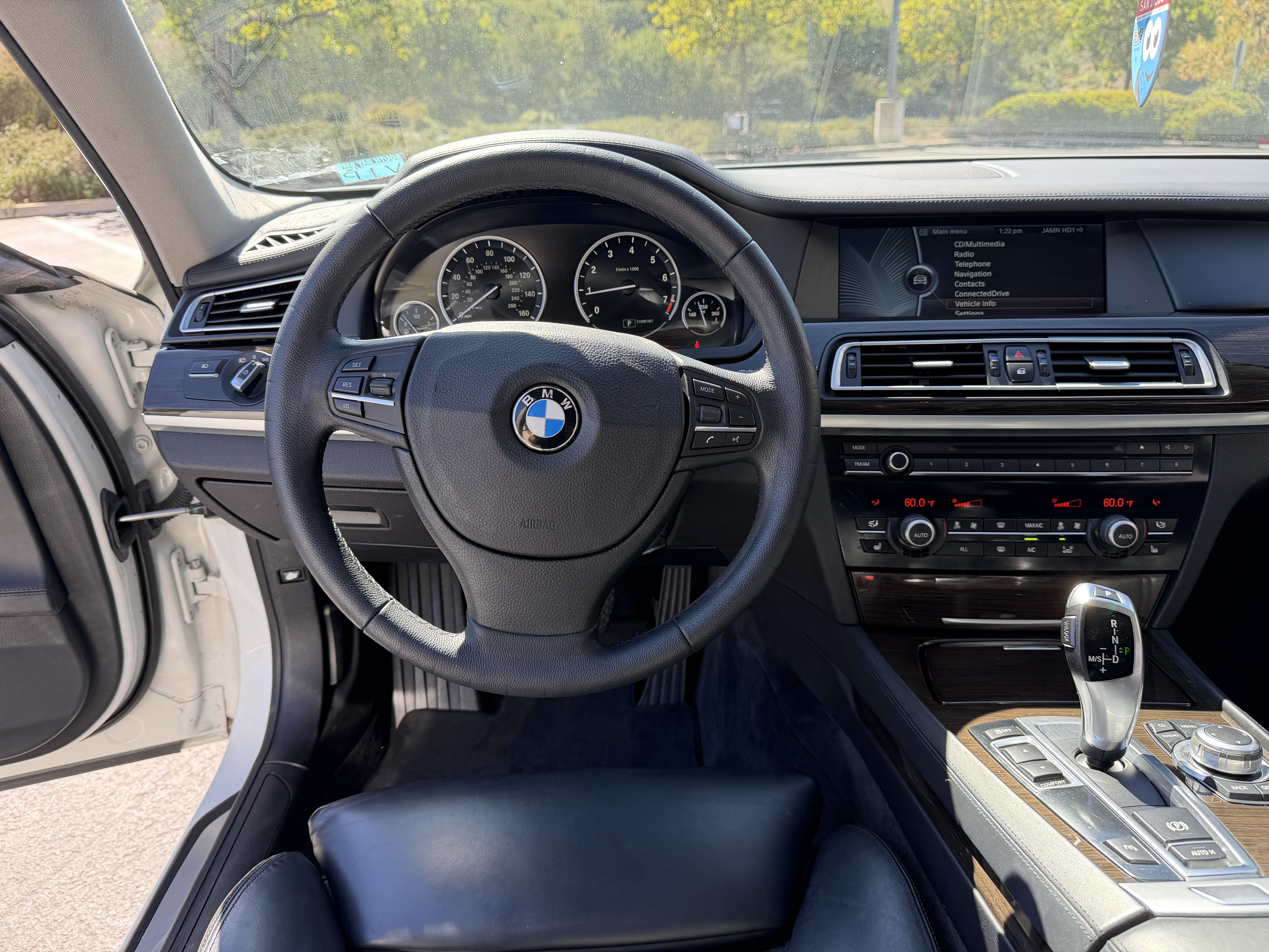 Used 2011 BMW 740Li RWD image 25
