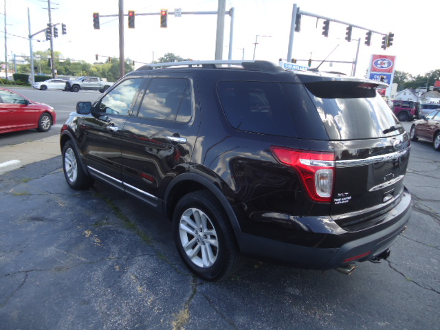Used 2013 Ford Explorer 4WD XLT image 12