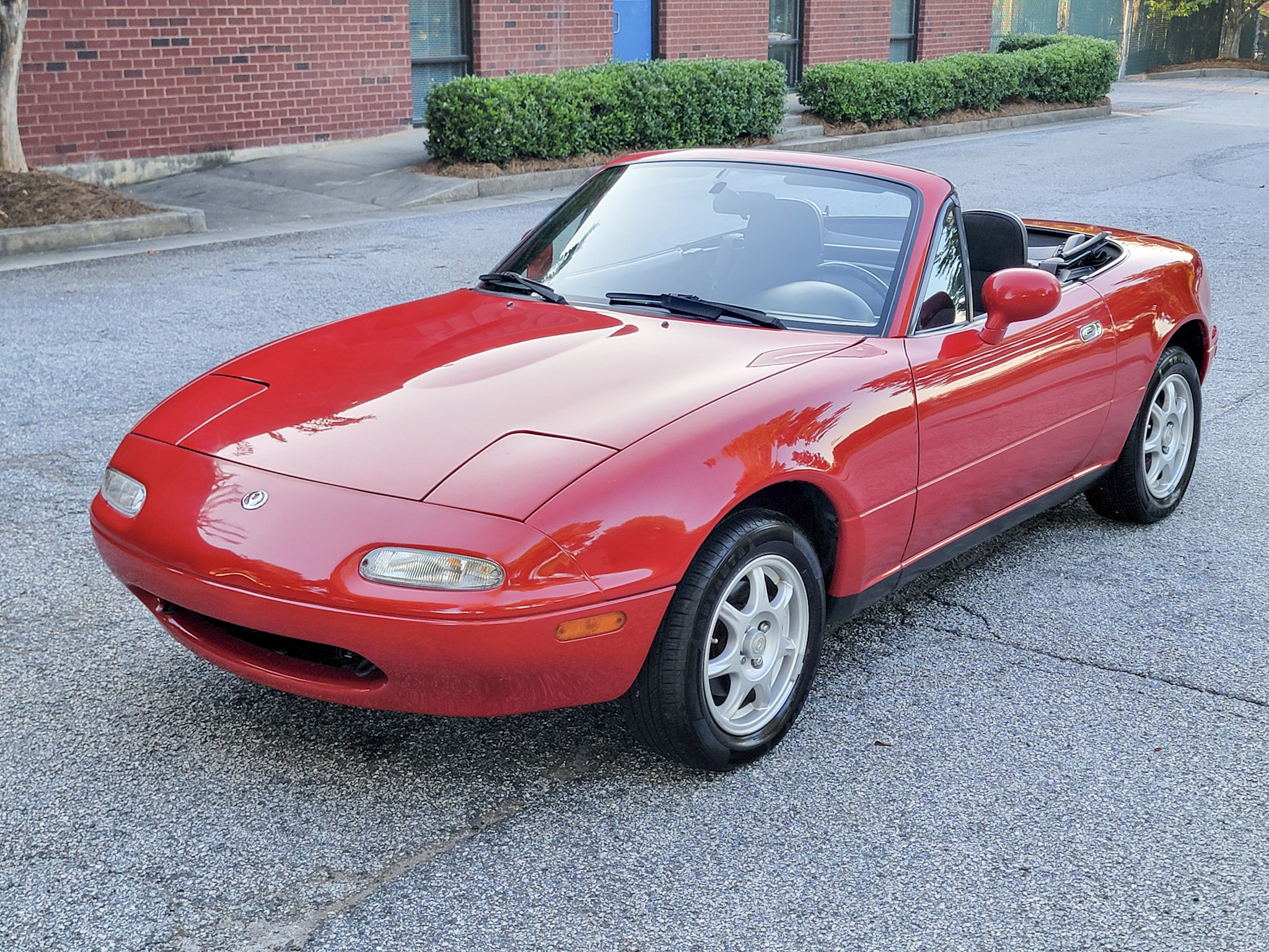 Used 1997 MAZDA MX-5 Miata UNAVAIL RWD image 3