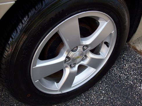 Used 2014 Chevrolet Cruze LT FWD image 15