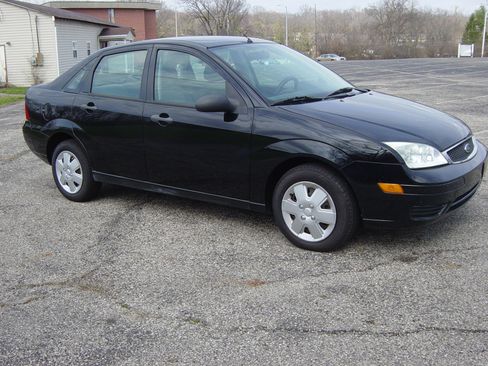 Used 2006 Ford Focus image 4