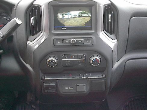 Used 2022 Chevrolet Silverado 3500 W/T RWD image 16