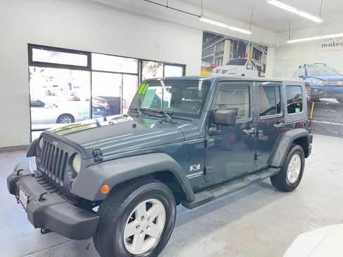 Used 2008 Jeep Wrangler Unlimited X image 9