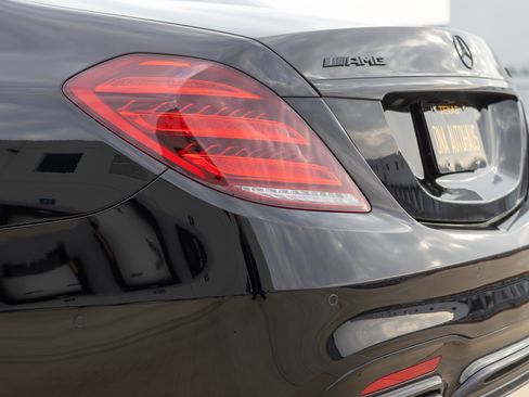 Used 2020 Mercedes-Benz S 63 AMG 4MATIC Sedan image 17