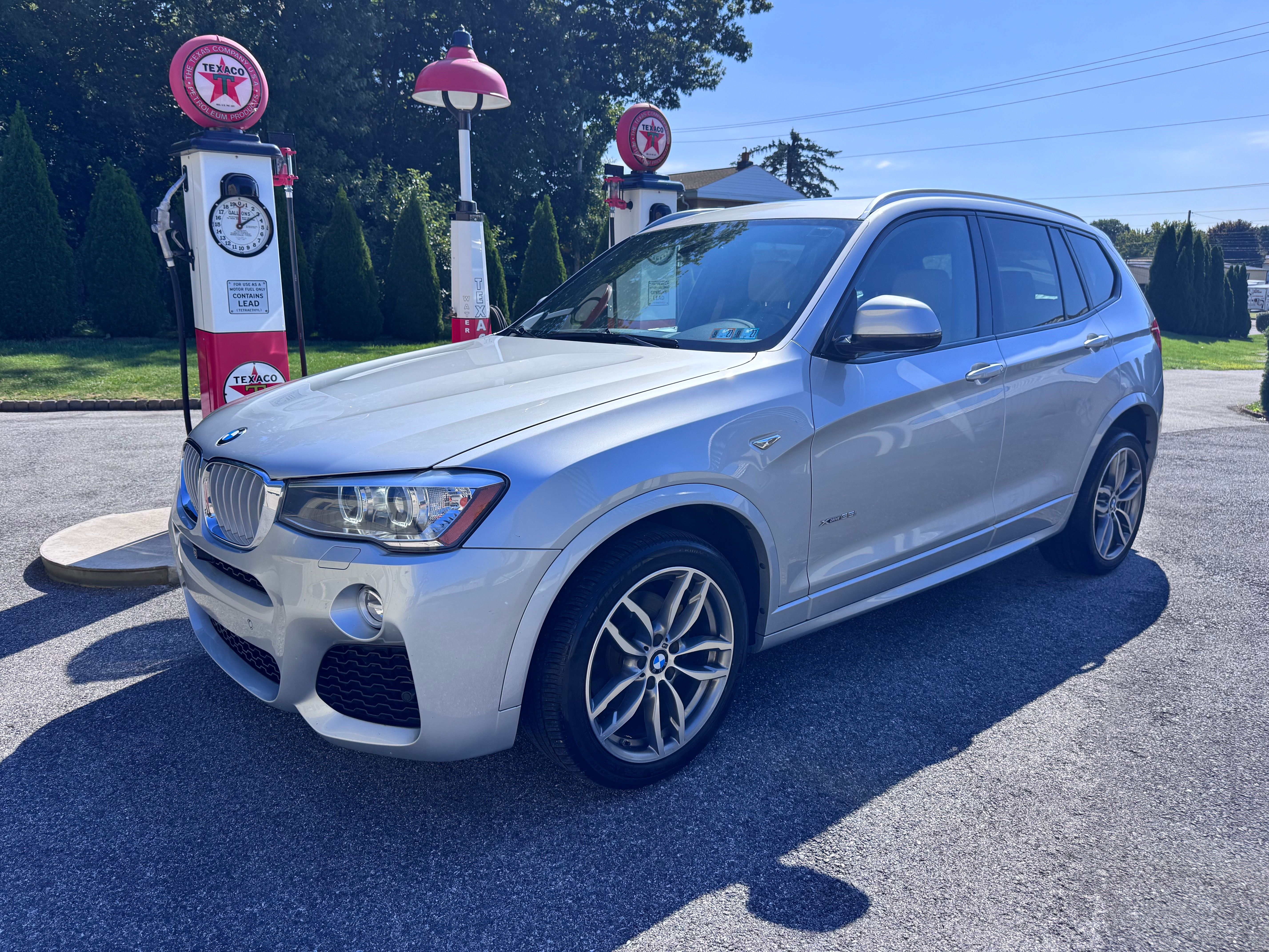 Used 2017 BMW X3 xDrive35i AWD/4WD image 1