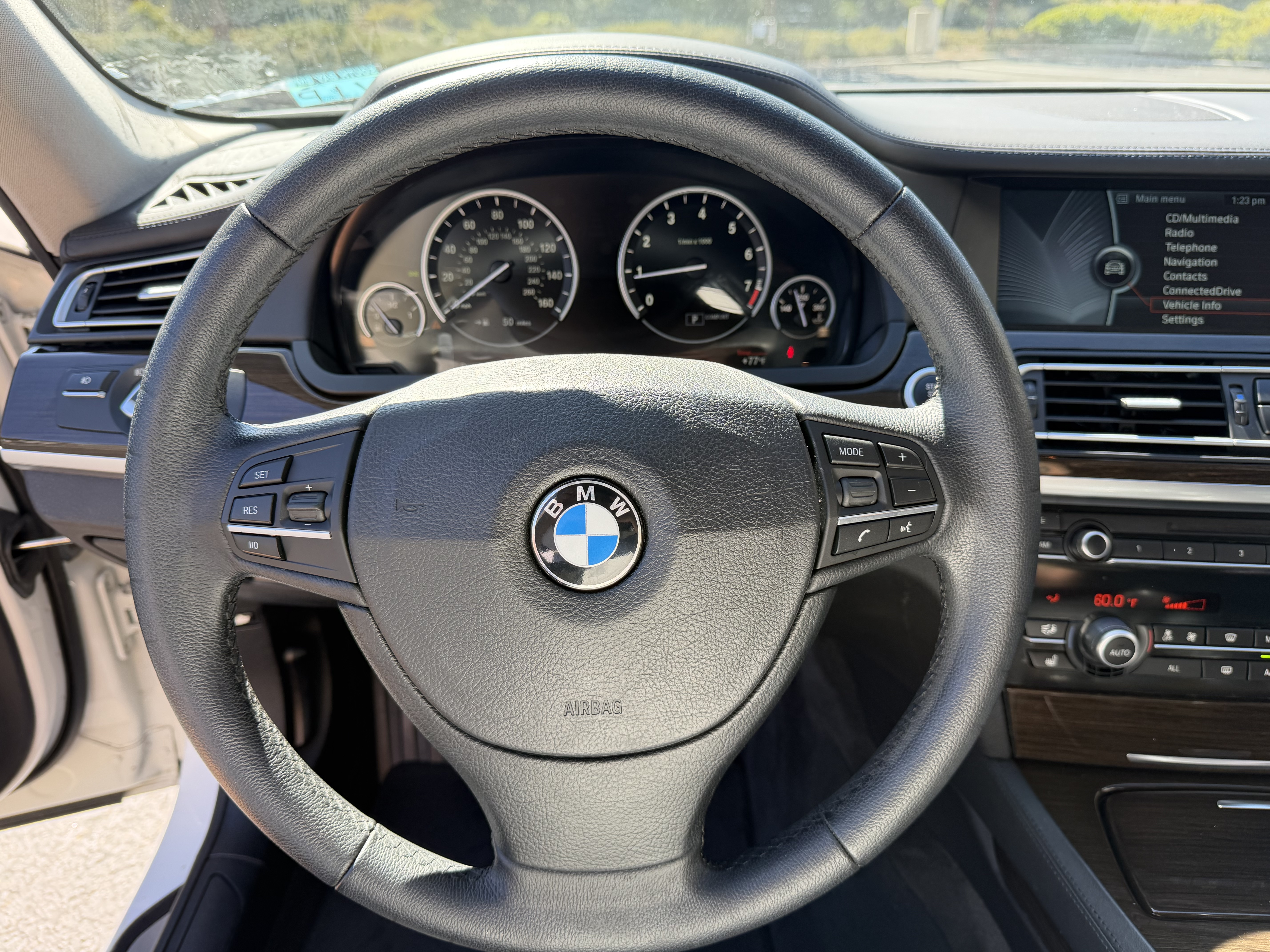 Used 2011 BMW 740Li RWD image 26