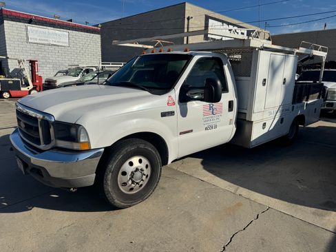 Used 2003 Ford F350 image 1