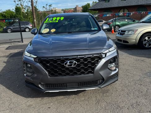 Used 2019 Hyundai Santa Fe AWD SE image 1